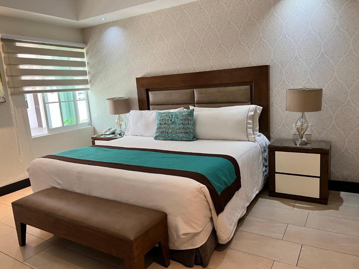 ספופן Aurea Hotel And Suites מראה חיצוני תמונה